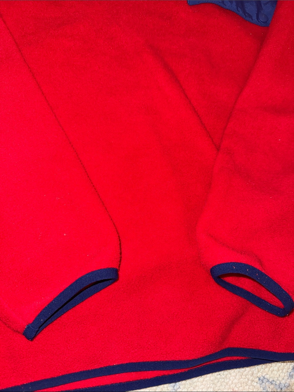 Patagonia Men’s Red Fleece Pullover with Navy Trim - Picture 4 of 4